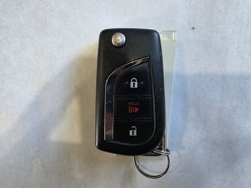 Used 2020 Toyota RAV4 LE w/ All Weather Liner Package image 28