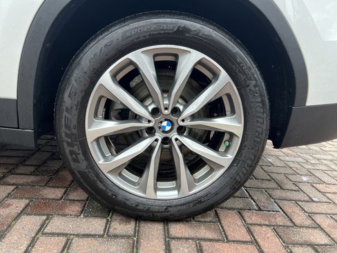 Used 2018 BMW X3 xDrive30i w/ Premium Package image 13