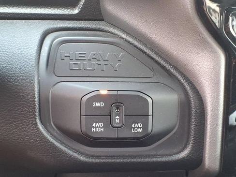 Used 2026 RAM 2500 Big Horn AWD/4WD image 7