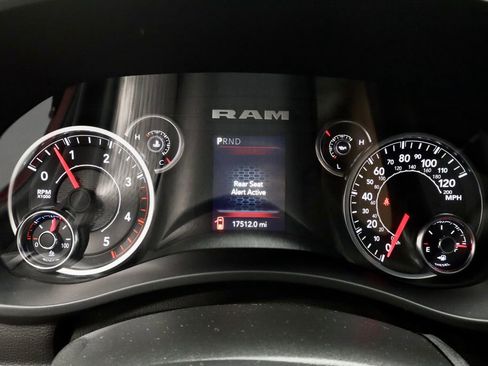 Used 2024 RAM 2500 Tradesman w/ Chrome Appearance Group AWD/4WD image 29