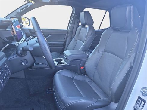 Used 2025 Toyota 4Runner TRD Off-Road Premium w/ Tow Technology Package image 19