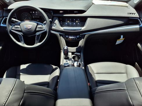 Used 2026 Cadillac XT5 Premium Luxury w/ LPO, Floor Liner Package AWD/4WD image 10