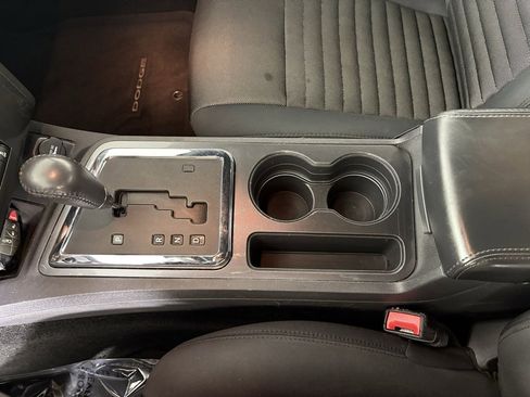 Used 2014 Dodge Challenger SXT image 26