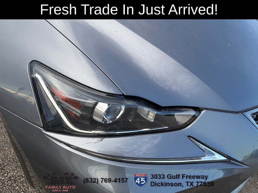 Used 2019 Lexus IS 300 F Sport w/ F Sport Package RWD image 5