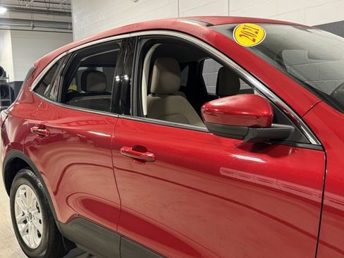 Used 2021 Ford Escape SE w/ Convenience Package image 6