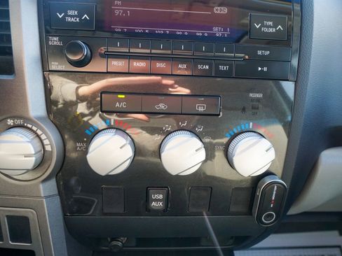 Used 2010 Toyota Tundra SR5 image 27