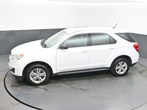 Used 2013 Chevrolet Equinox LS image 34