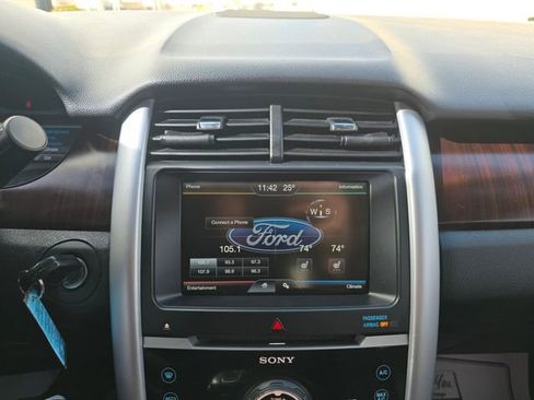 Used 2013 Ford Edge Limited image 16