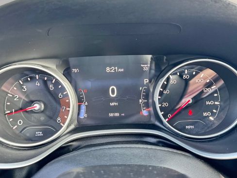 Used 2019 Jeep Compass Latitude w/ Popular Equipment Group AWD/4WD image 17