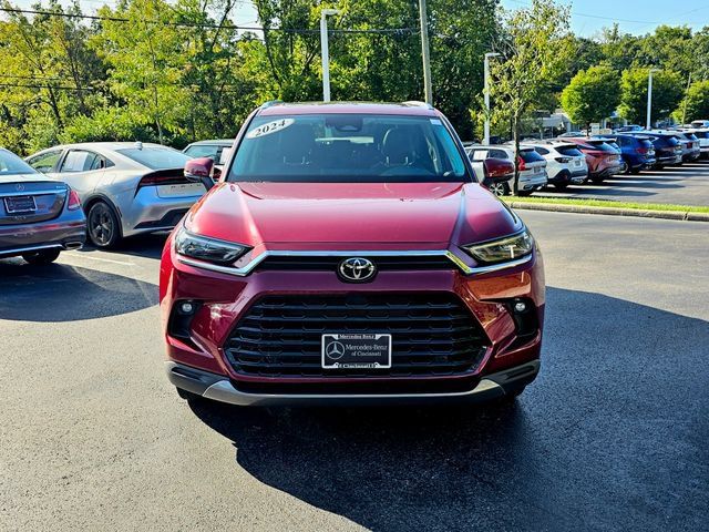 Used 2024 Toyota Grand Highlander AWD image 3