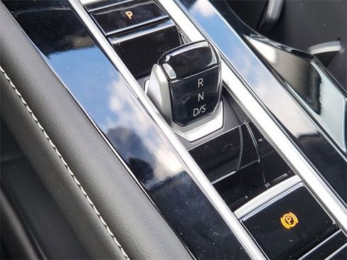 New 2026 Volkswagen Atlas SEL Premium R-Line image 19