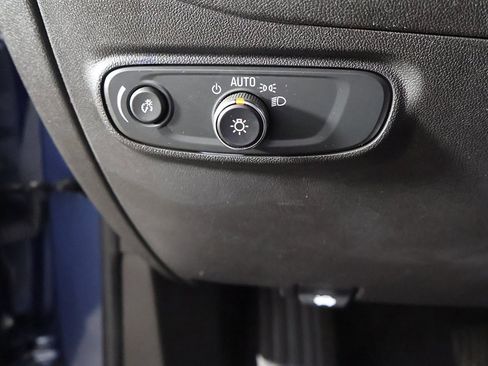 Used 2024 Chevrolet Equinox LT image 35