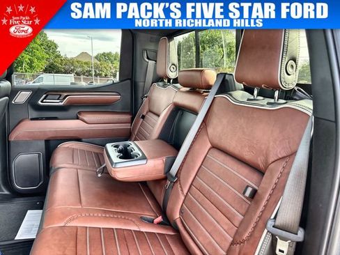 Used 2025 GMC Sierra 1500 Denali Ultimate AWD/4WD image 32