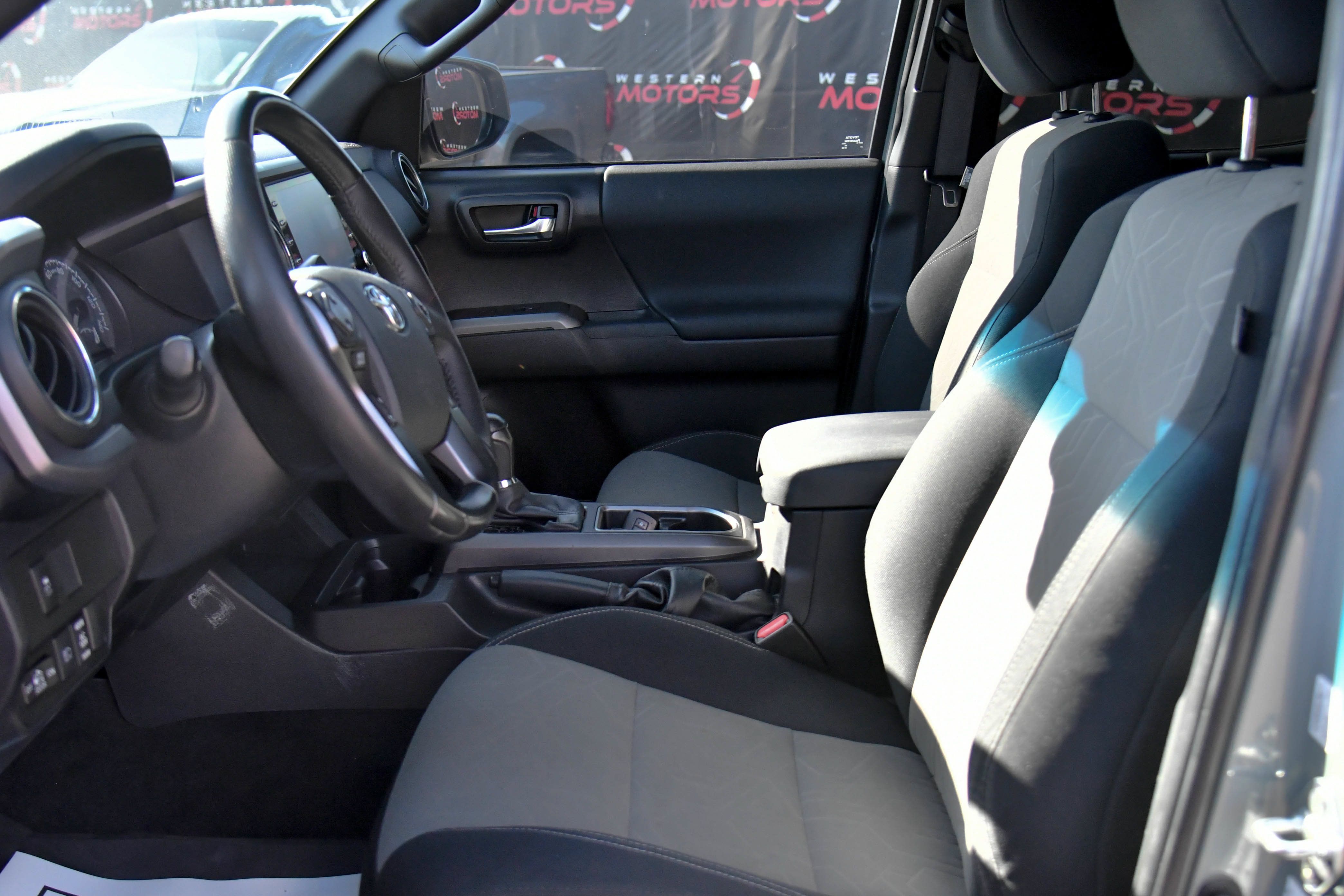 Used 2023 Toyota Tacoma TRD Off-Road RWD image 18