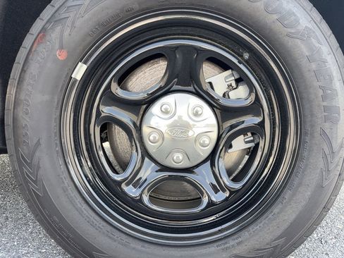 New 2025 Ford Explorer 4WD Police Interceptor image 14