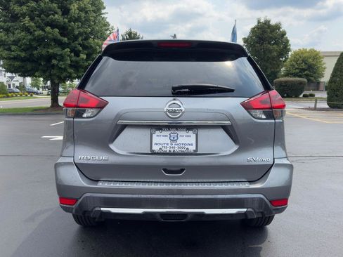 Used 2018 Nissan Rogue SV AWD/4WD image 5