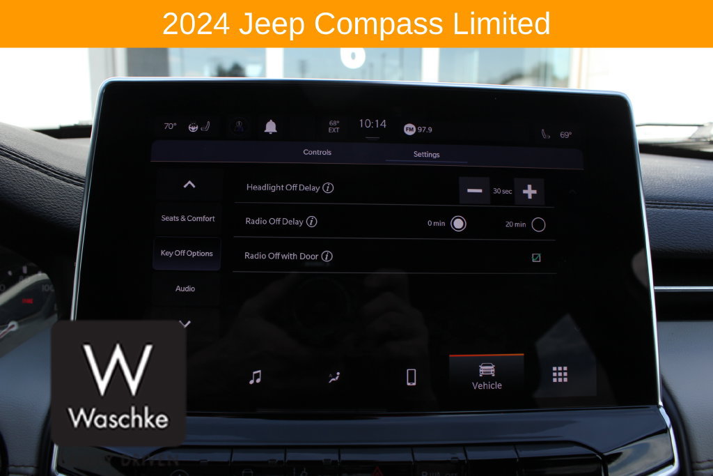 Used 2024 Jeep Compass Limited AWD/4WD image 56