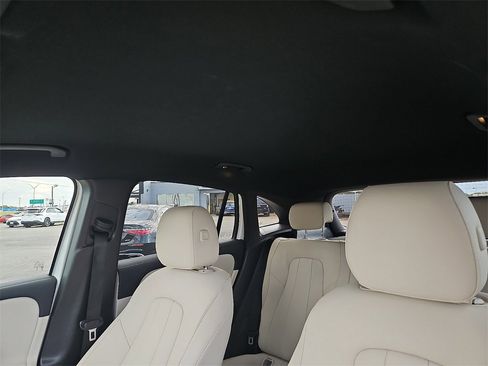 Certified 2025 Mercedes-Benz GLA 250 4MATIC image 22