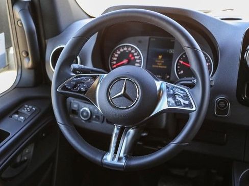 New 2025 Mercedes-Benz Sprinter 2500 image 15