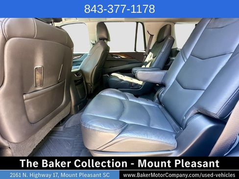 Used 2020 Cadillac Escalade Premium Luxury AWD/4WD image 26