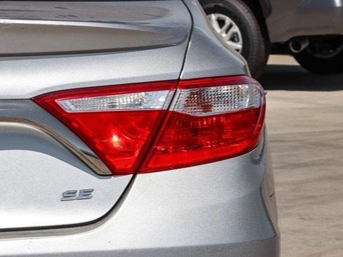 Certified 2016 Toyota Camry SE FWD image 8
