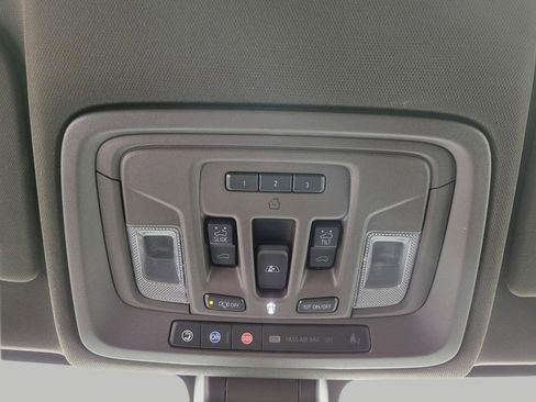 Used 2020 GMC Sierra 1500 Denali w/ Denali Ultimate Package image 19