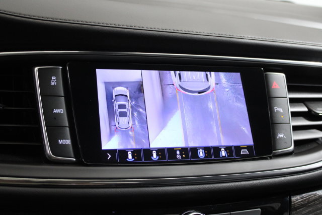 Used 2021 Buick Enclave Avenir w/ Avenir Technology Package AWD/4WD image 30