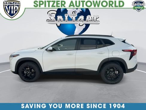 Used 2024 Chevrolet Trax LT w/ Driver Confidence Package FWD image 6
