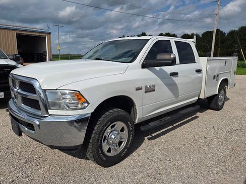 Used 2018 RAM 2500 Tradesman w/ Chrome Appearance Group AWD/4WD image 6