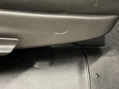 Used 2018 Chevrolet Tahoe Premier image 29