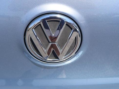 Used 2011 Volkswagen Golf TDI FWD image 10
