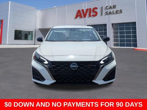 Used 2025 Nissan Altima 2.5 SR FWD image 2