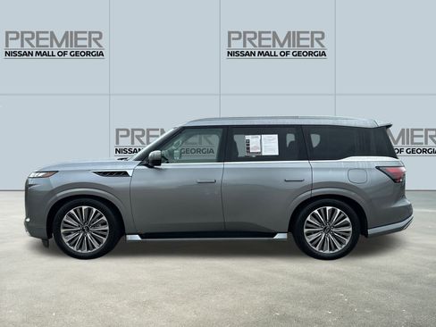 Used 2025 INFINITI QX80 Sensory image 8