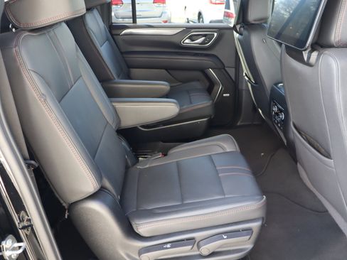 Certified 2024 Chevrolet Suburban RST w/ Luxury Package image 37