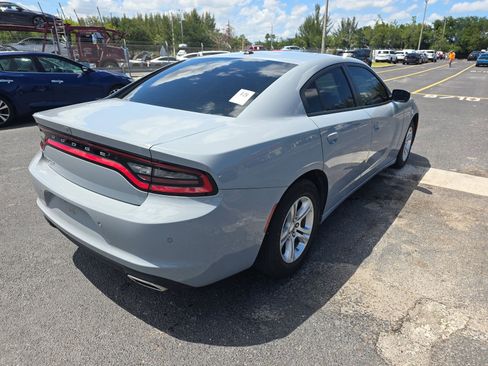 Used 2022 Dodge Charger SXT RWD image 6