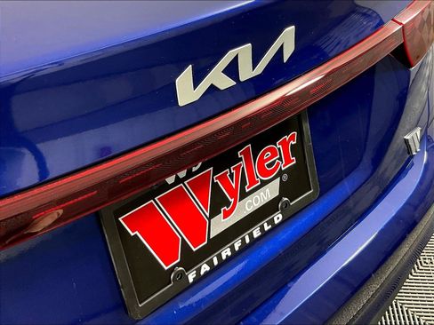 Used 2023 Kia Forte LXS w/ LXS Technology Package FWD image 23