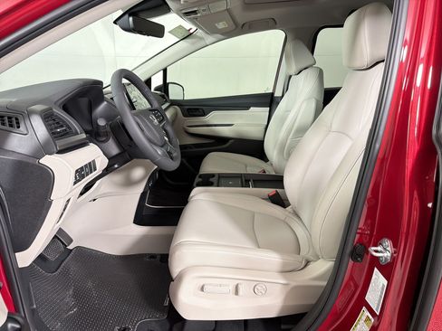 New 2026 Honda Odyssey EX-L image 5
