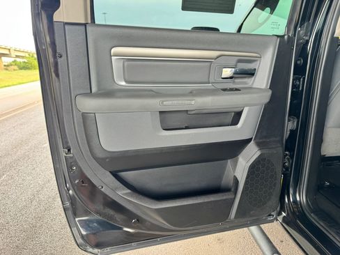 Used 2015 RAM 1500 Lone Star AWD/4WD image 18