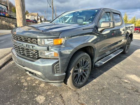 Used 2019 Chevrolet Silverado 1500 Custom w/ Custom Convenience Package image 3