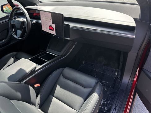 Used 2023 Tesla Model X Plaid image 12