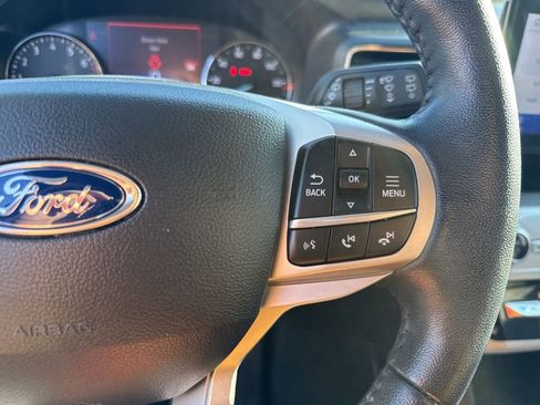 Used 2022 Ford Explorer XLT w/ Equipment Group 202A image 14