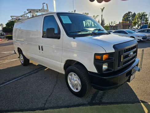 Used 2013 Ford E-150 and Econoline 150 w/ PWR Group RWD image 3