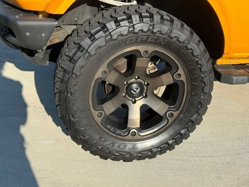 Used 2022 Ford Bronco Outer Banks AWD/4WD image 3