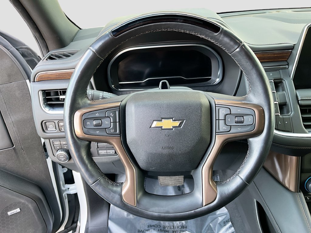 Used 2023 Chevrolet Suburban High Country w/ Advanced Technology Package AWD/4WD image 11