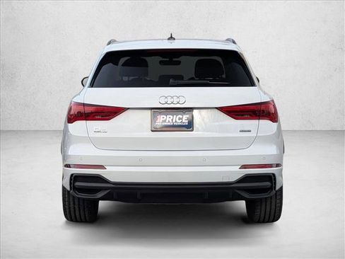 Certified 2024 Audi Q3 2.0T Premium Plus image 7