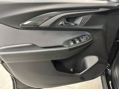 Certified 2023 Chevrolet TrailBlazer LT w/ Convenience Package image 7