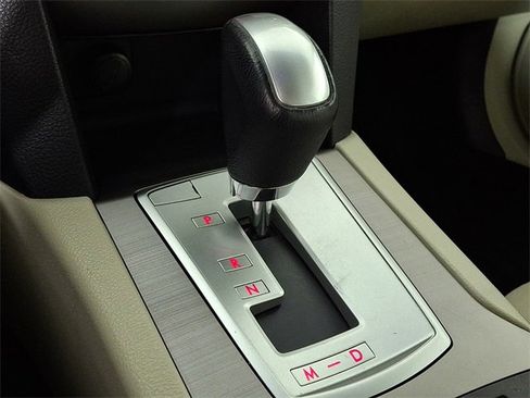 Used 2013 Subaru Legacy 2.5i Premium w/ Popular Pkg 1 image 15