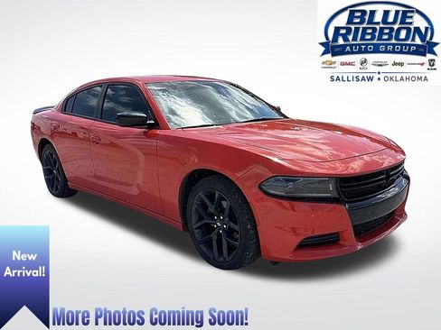 Used 2023 Dodge Charger SXT w/ Blacktop Package RWD image 1