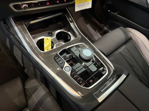 New 2026 BMW X7 M60i image 10