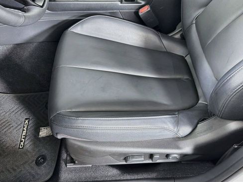 Used 2026 Subaru Outback Premium AWD/4WD image 15